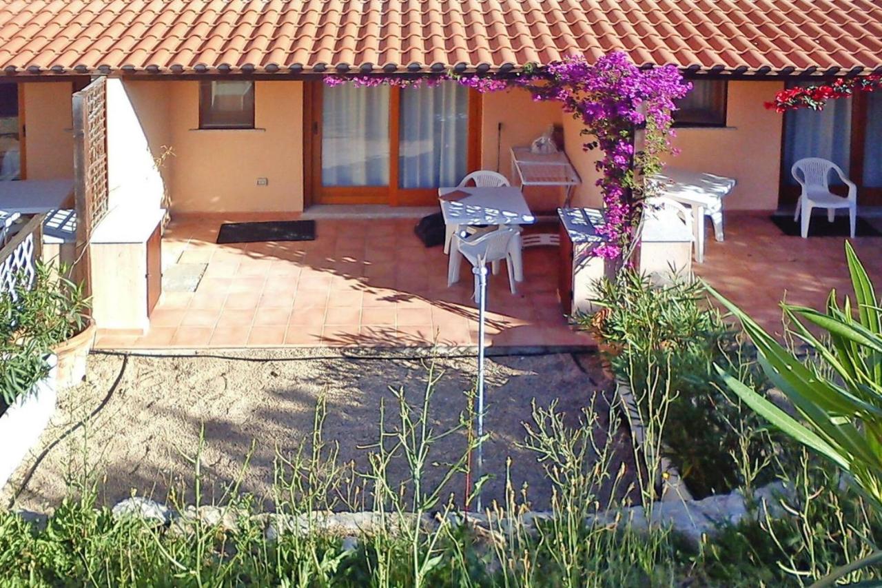 Apartment in Porto Pollo near Sea Beach - Chambres d’hôtes Porto Pollo