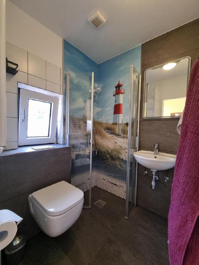 Apartment with Bathroom
