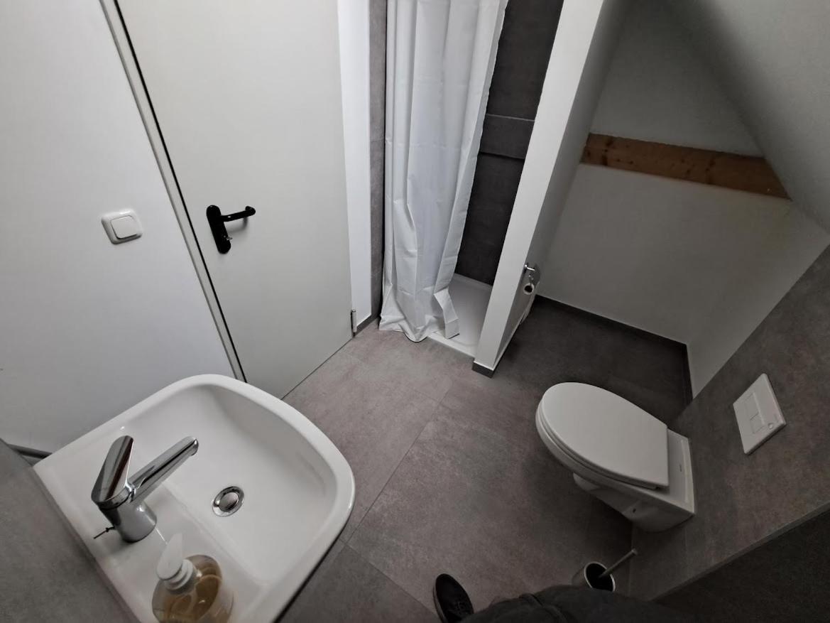 Standard Single Room with Shared Bathroom