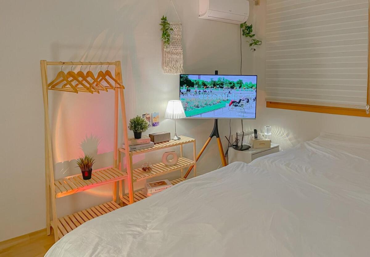 NEW#Yeadam Stay#5 minutes from swimming area#Gwangalli#Maximum 5 people#Free Netflix#Nearby amenities - Chambres d'hôtes Pusan