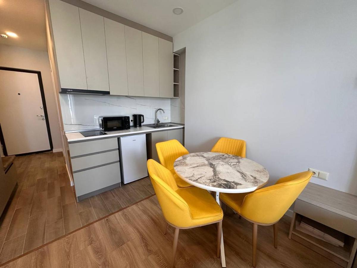 Black Sea Apartment - Ferienwohnung Batumi