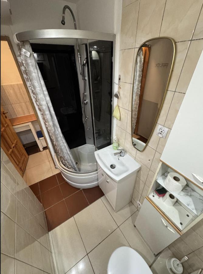 Basic Triple Room