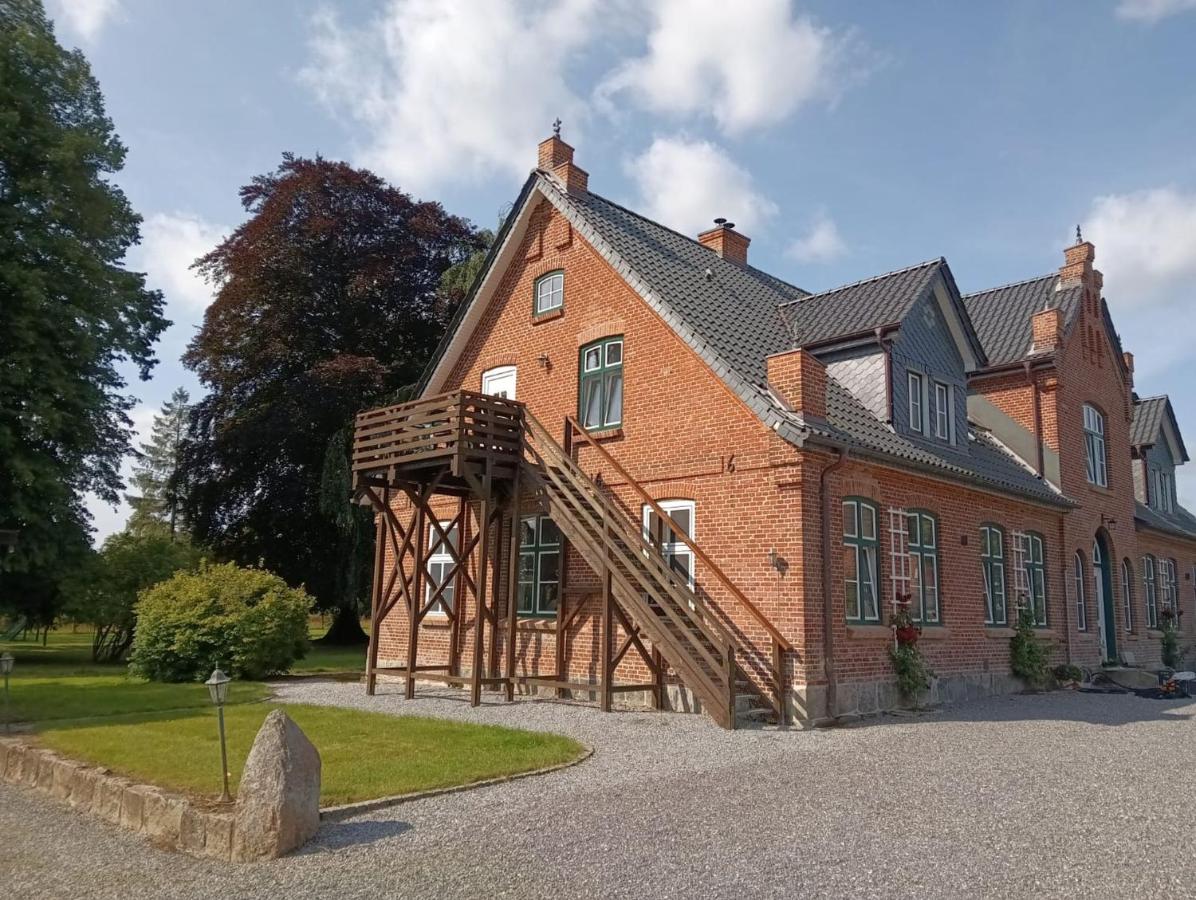 Ferienwohnung Gut Mariannenhof - B&B