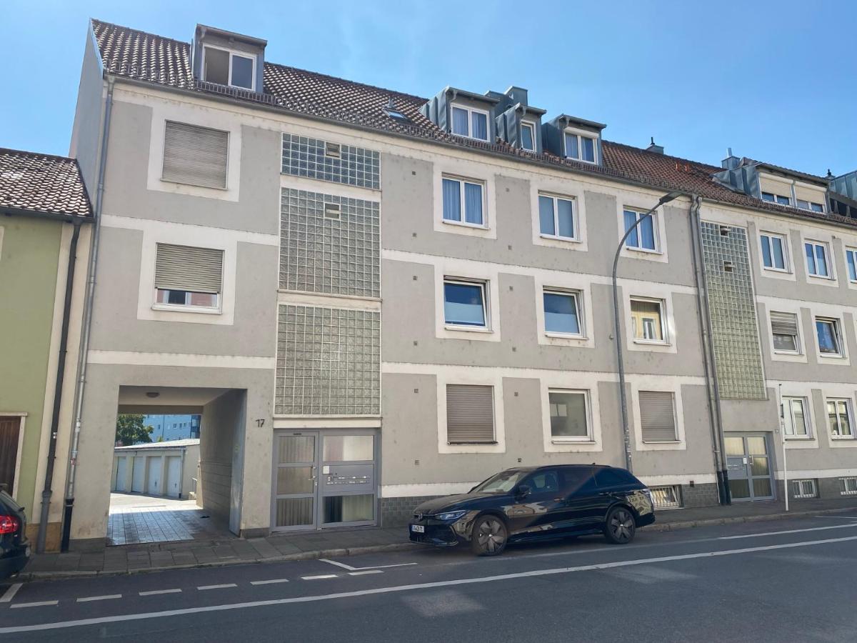 NAMASTÉ Homes - Ferienwohnung mit Balkon - Garage - B&B Bamberg