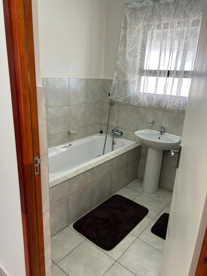 Appartamento con 3 Camere da Letto