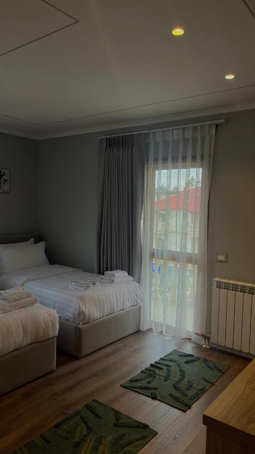 Tweepersoonskamer met 2 Aparte Bedden