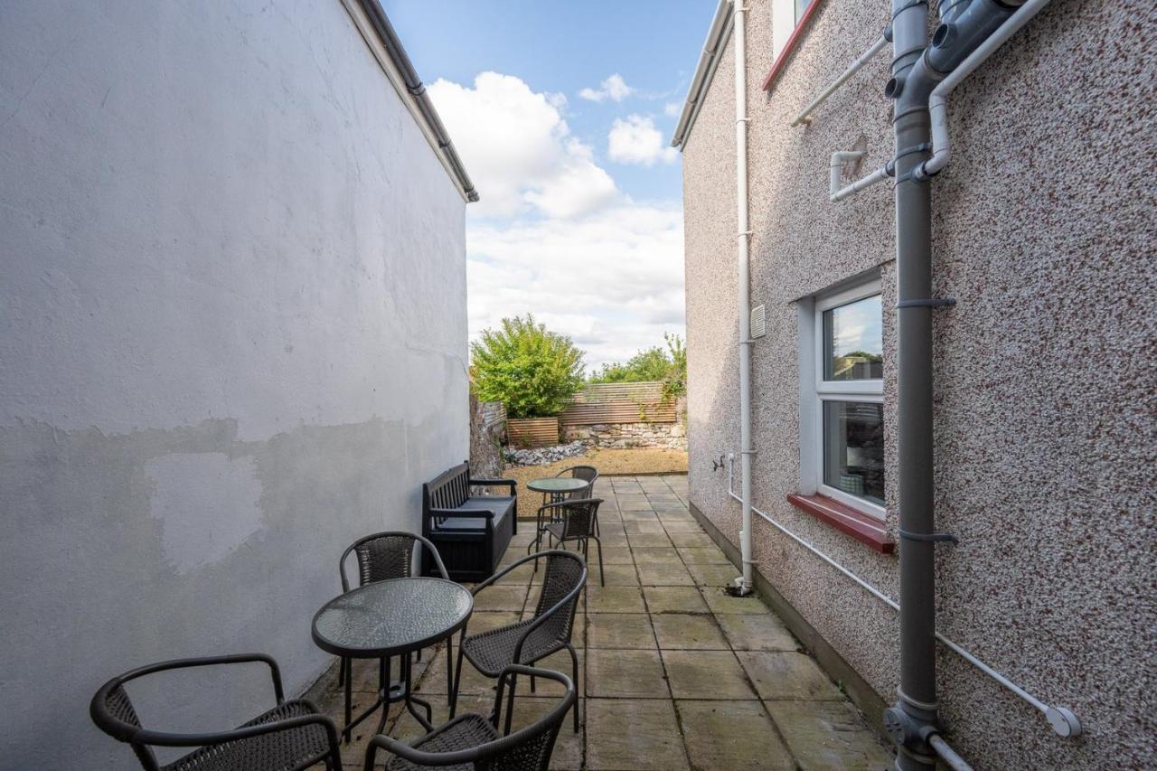 Emerald House by Tŷ SA - B&B Newport