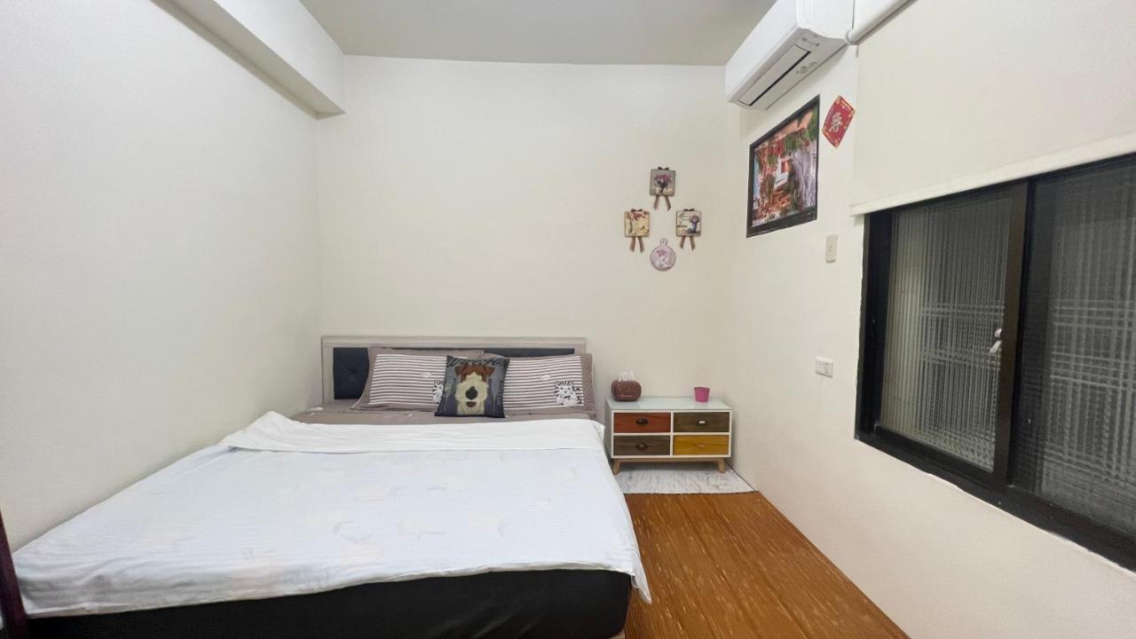 Queen Room with Shared Bathroom