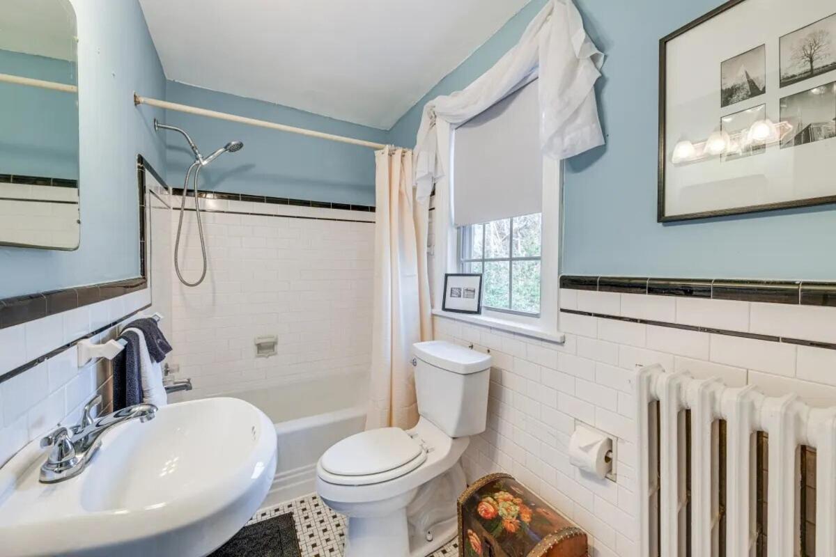 One-Bedroom Cottage