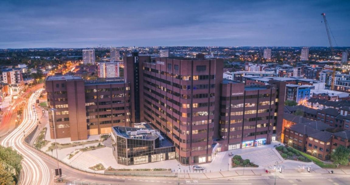 1 Bedroom Apartment- Free Parking, Broad St, City Centre - B&B Birmingham