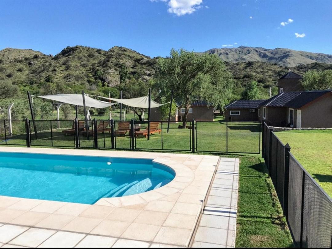 Cabañas La Delfina con vista a las Montañas - Chambres d’hôtes Potrero de los Funes