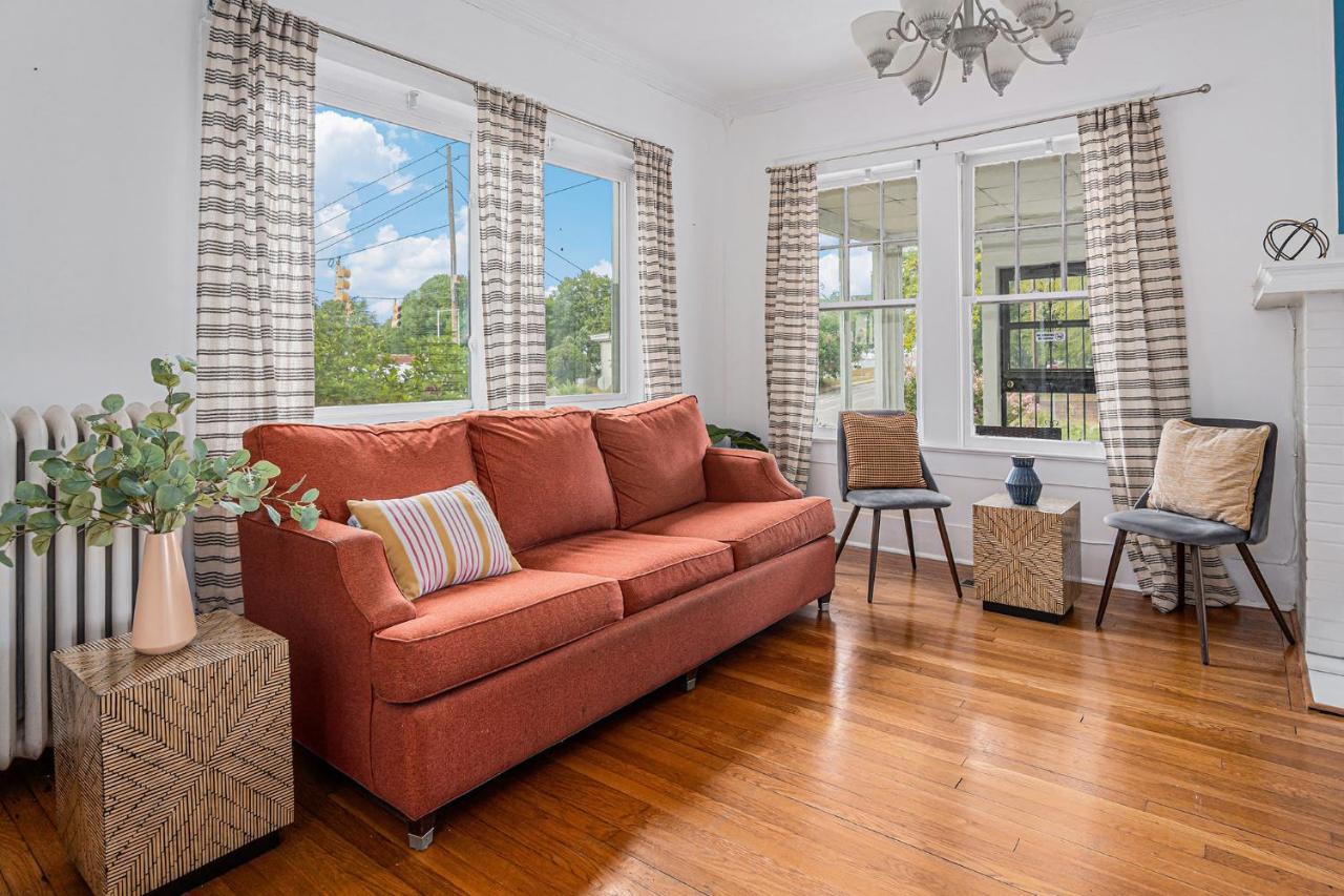 The Pinnacle at UAB - Southern Charm - Sleeps 15 - B&B Birmingham