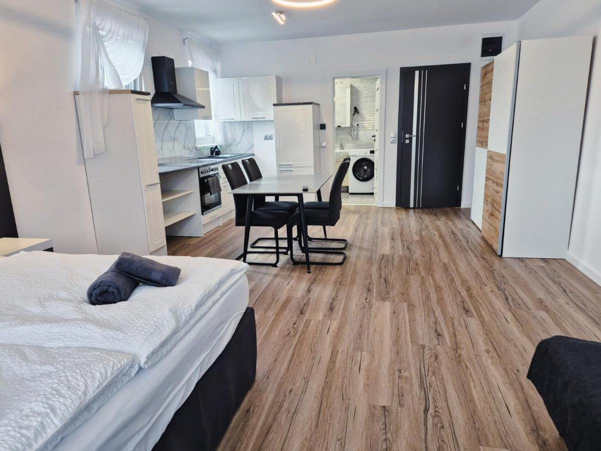 Estudio Deluxe con cama grande