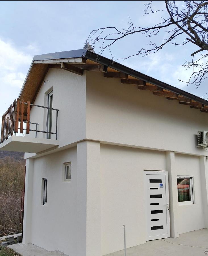 Dule 2 - Ferienwohnung Čučunje