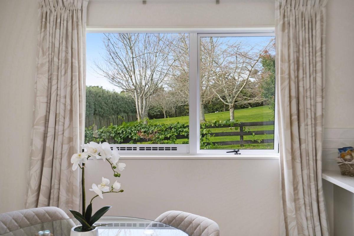 Luxe Country Escape - B&B