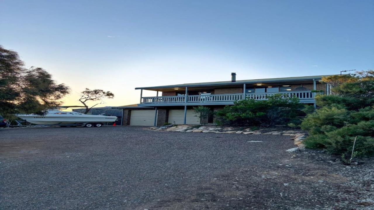 Bay Life - Relax, Unwind andeexperience Coffin Bay Life At Its Best! - B&B