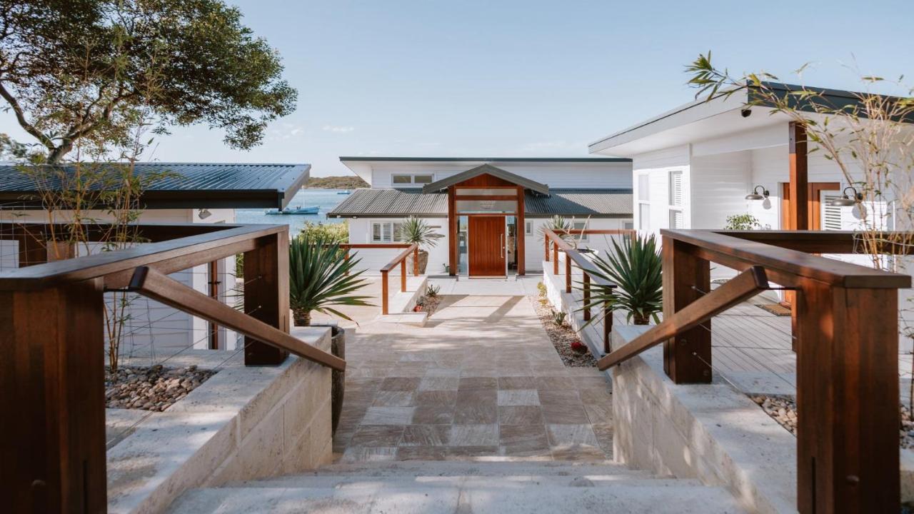 The Luxurious Lobster Pot With Studio Offers The Complete Coffin Bay Experience - View, Position and Jetty For Fishing - B&B