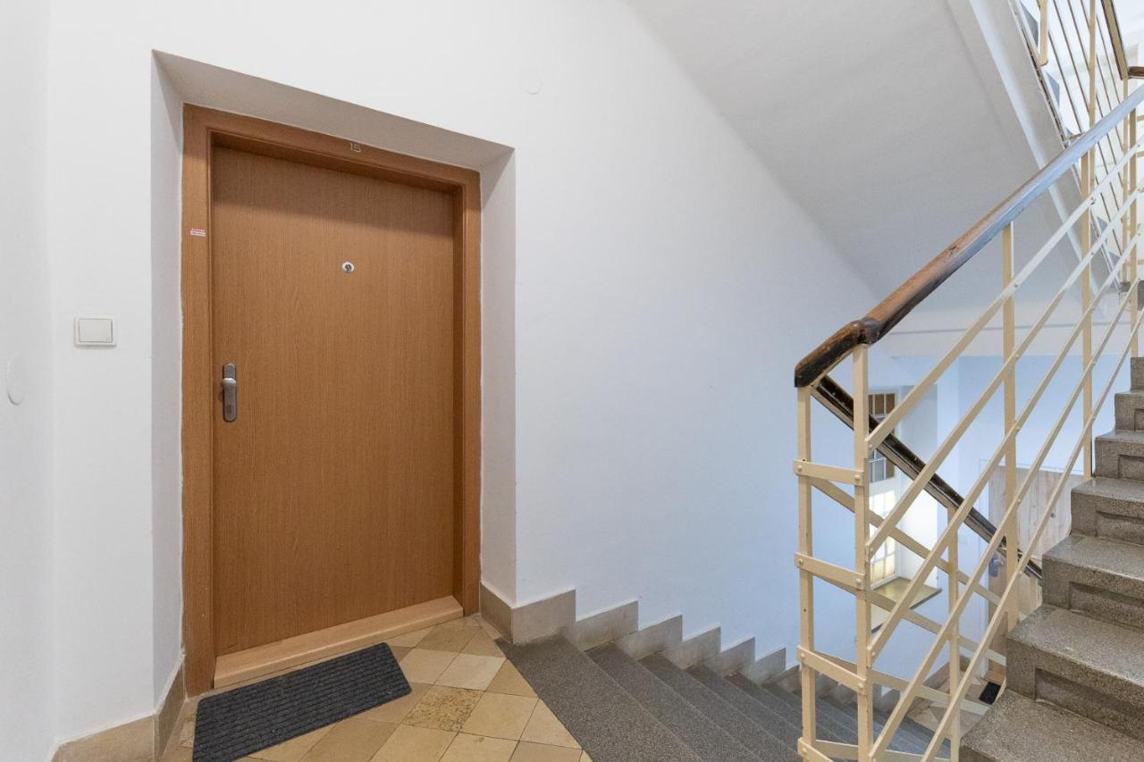 Two-Bedroom Deluxe Apartment with Balcony