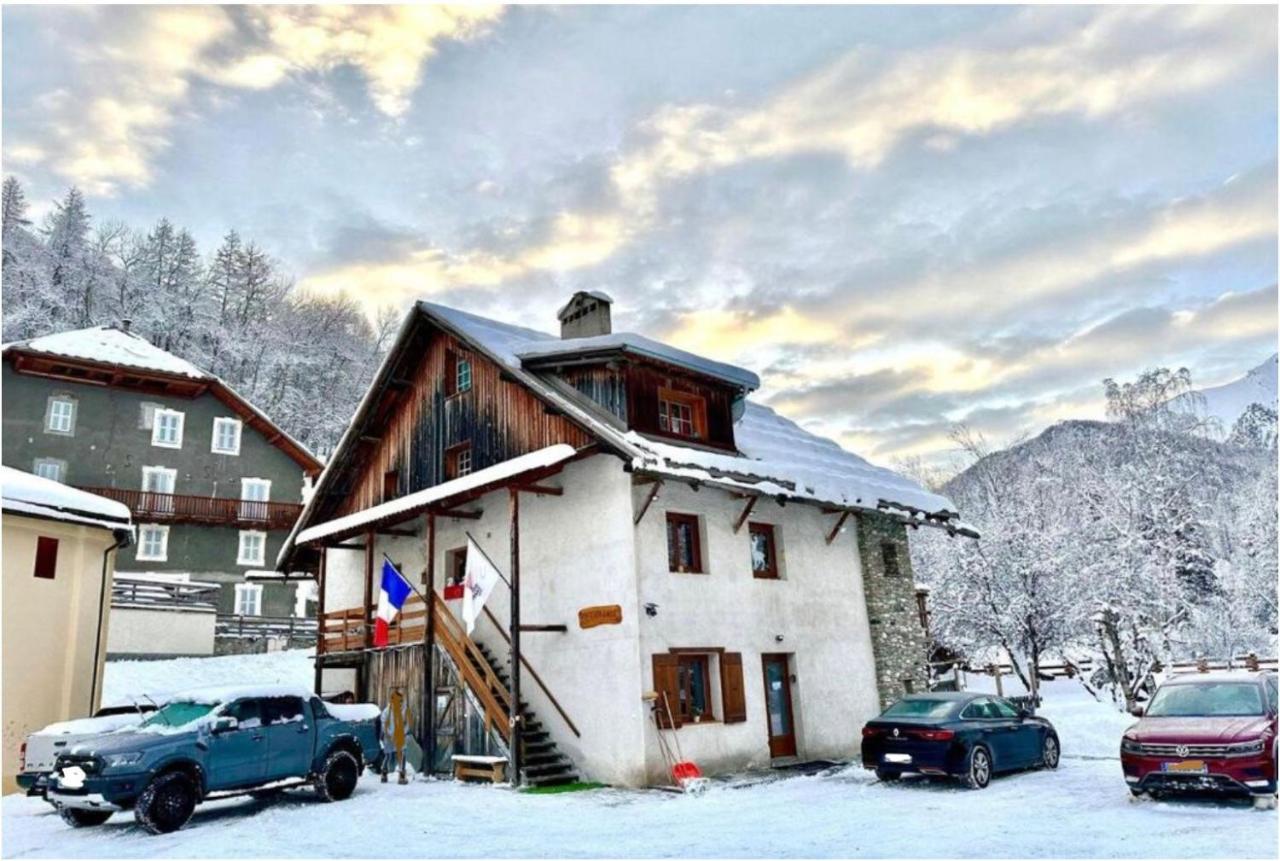 Casa-Le Gerland : joli duplex dans chalet St-Véran - B&B