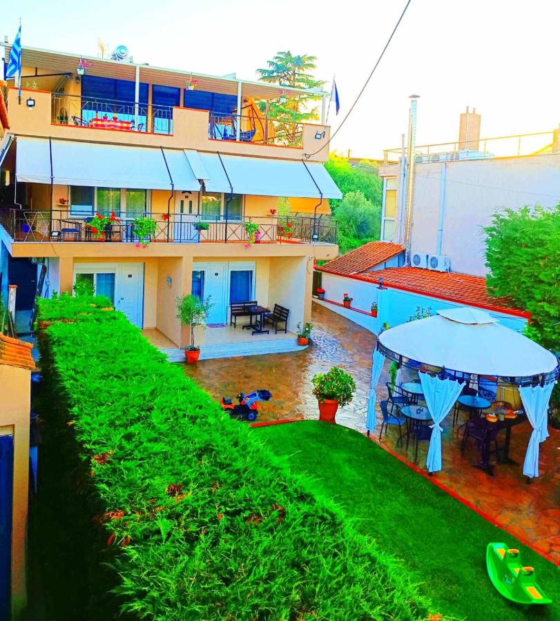 Studio Eleni - Chambres d’hôtes Néa Agathoúpoli