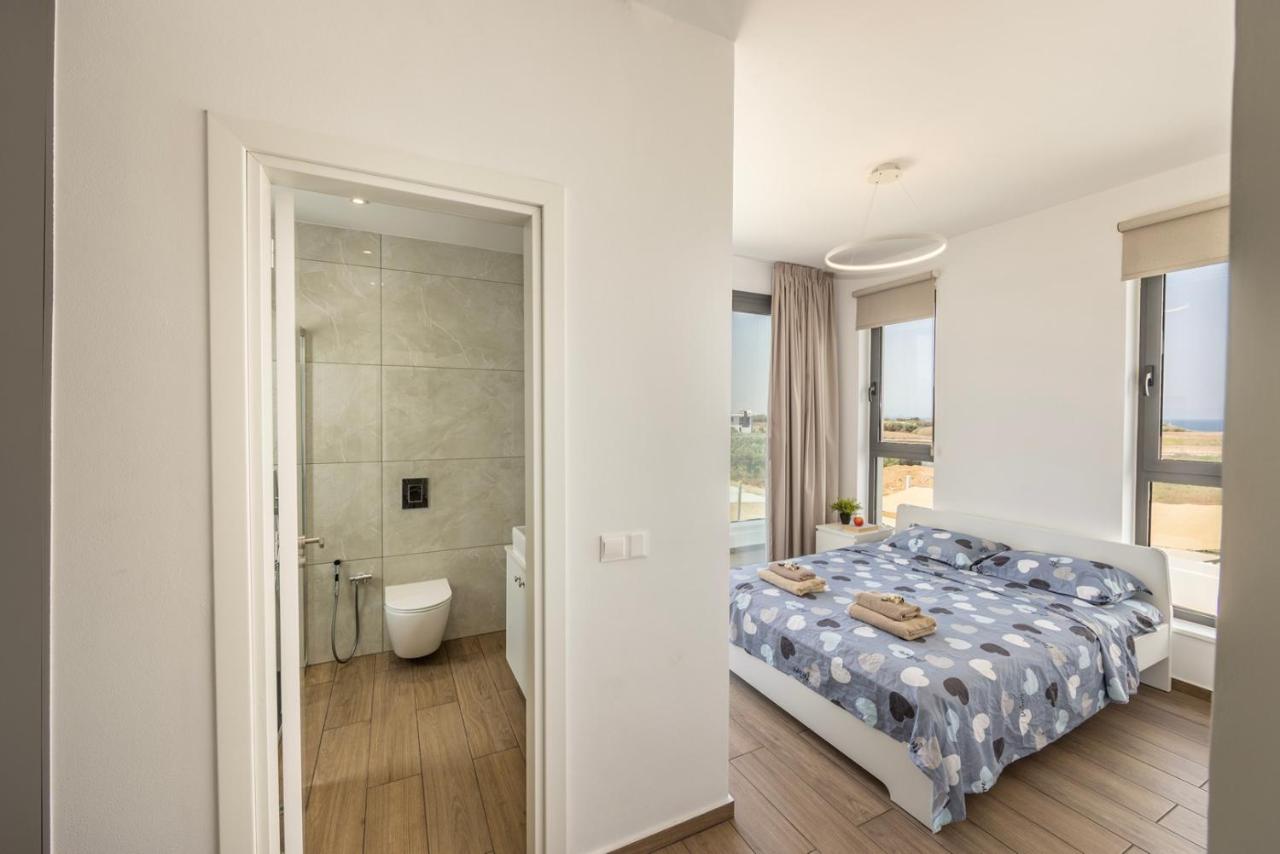 Seaside Emerald - B&B Paralímni