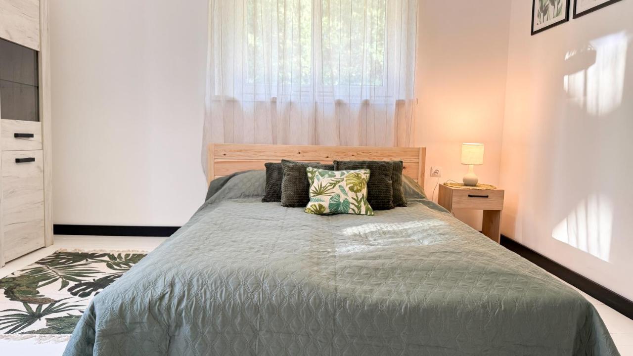 Na Skraju Lasu by LibertaRent - B&B Boguszów-Gorce