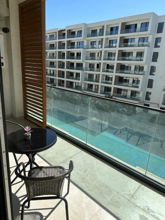 Apartment with Pool view in Park Residences 2 - Ferienwohnung Baku