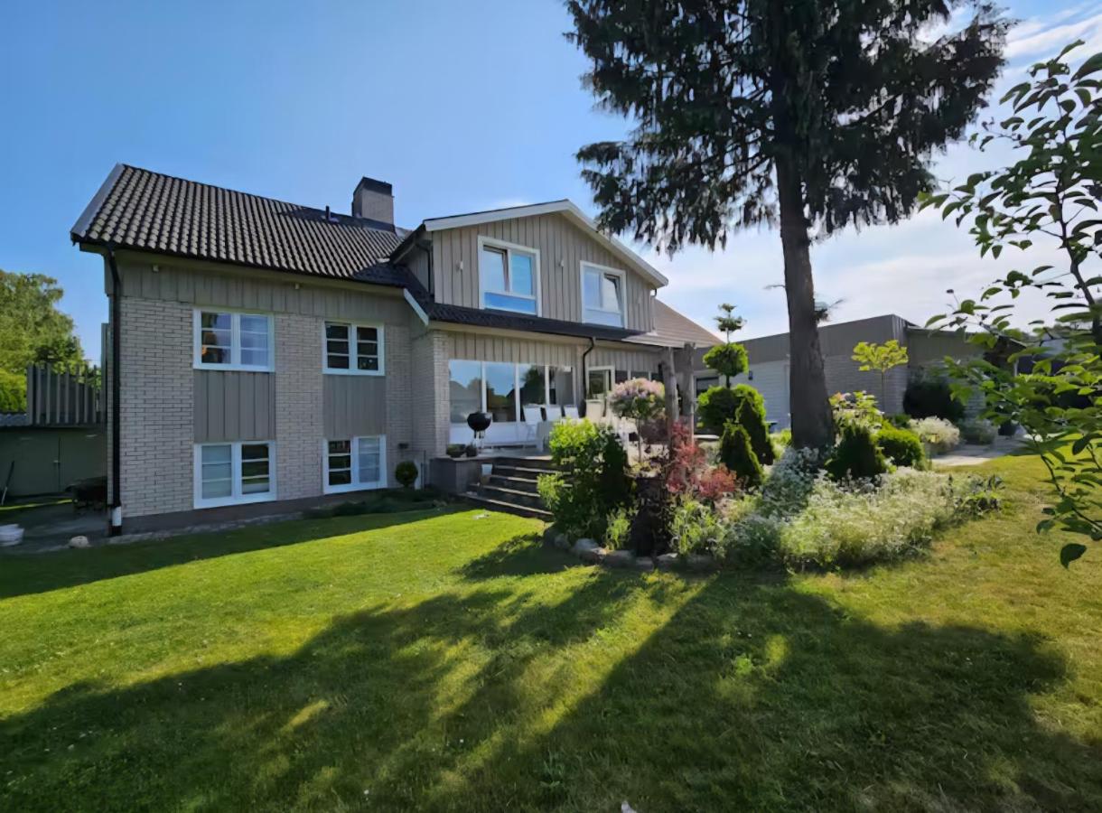 Dream house with garden - B&B