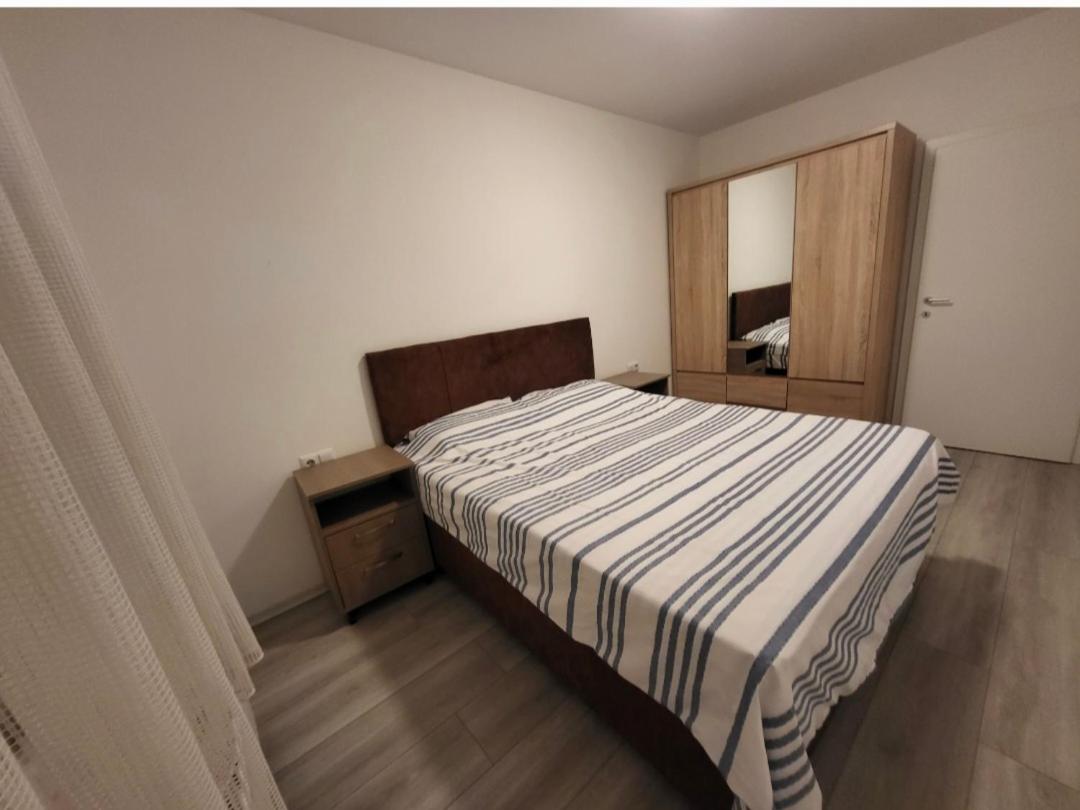 Apartamento de 2 dormitorios