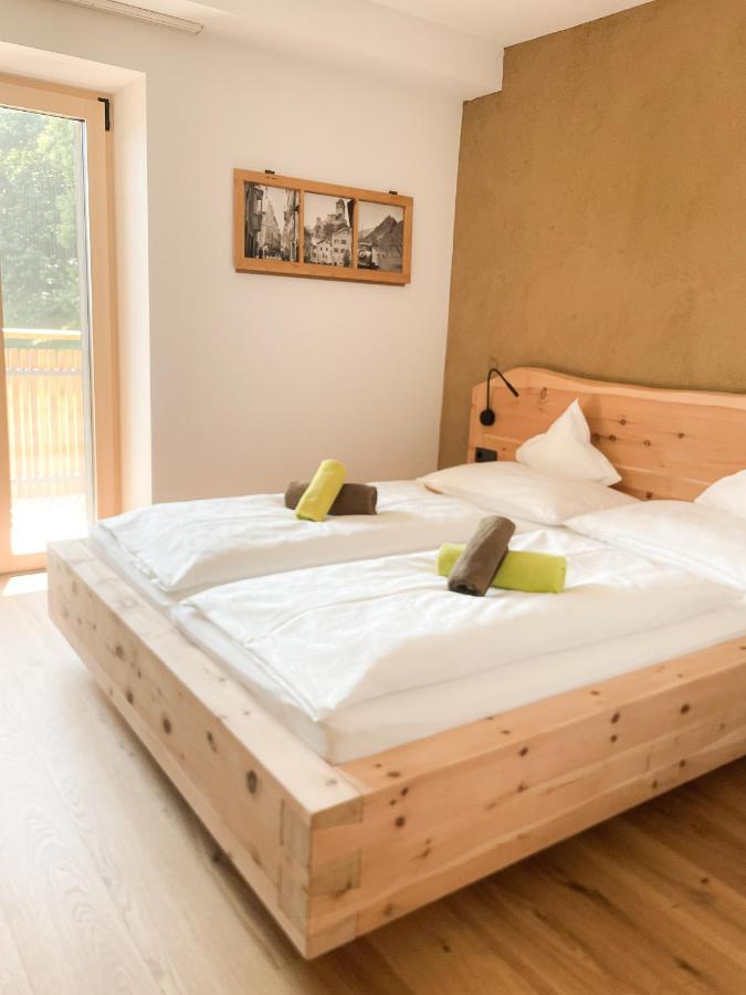 One-Bedroom Apartment with Balcony