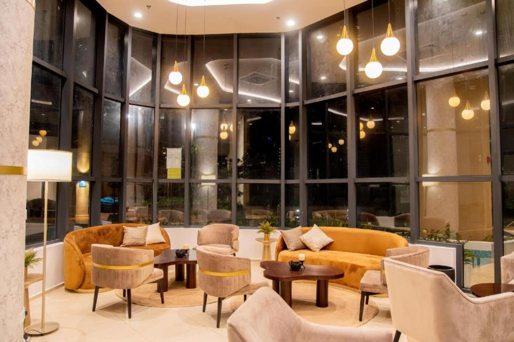 Stylish 2-Bedroom Trizen Retreat in Prime Location - Bed and Breakfast Colombo