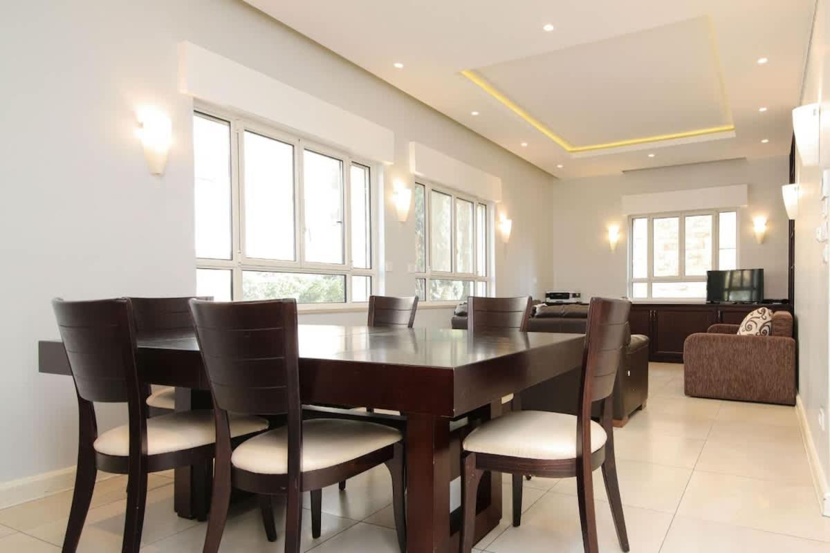 Bright, Spacious, & Homey Central Rechavia Residence - Ferienwohnung Jerusalem
