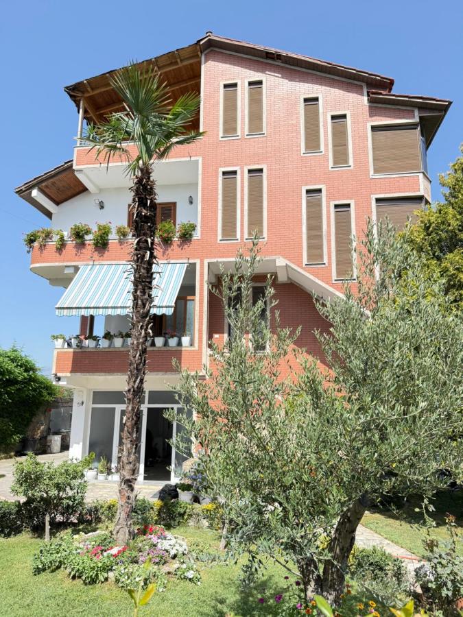 Hill Haven Guesthouse - B&B Domje