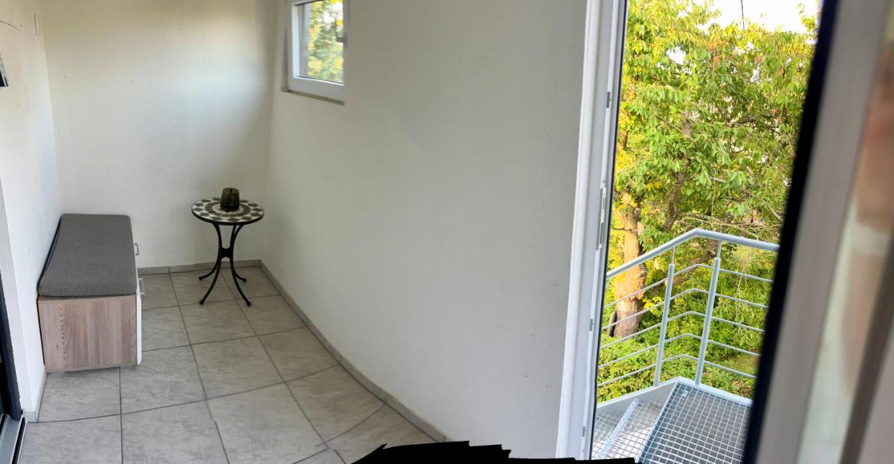 FeWo in Montabaur "Zuhause auf Zeit," direkt an der A3 - Ferienwohnung Montabaur