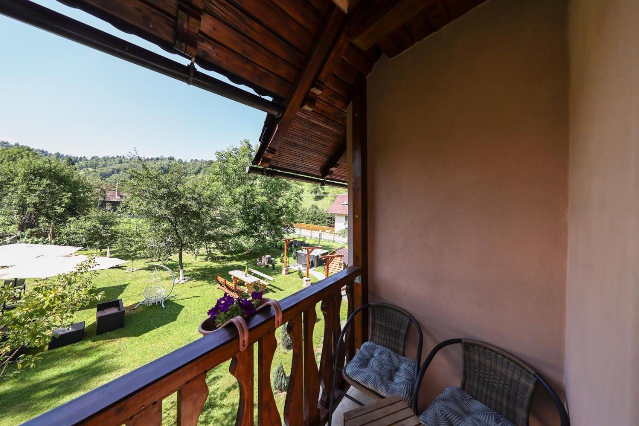 Vierbettzimmer mit Bergblick