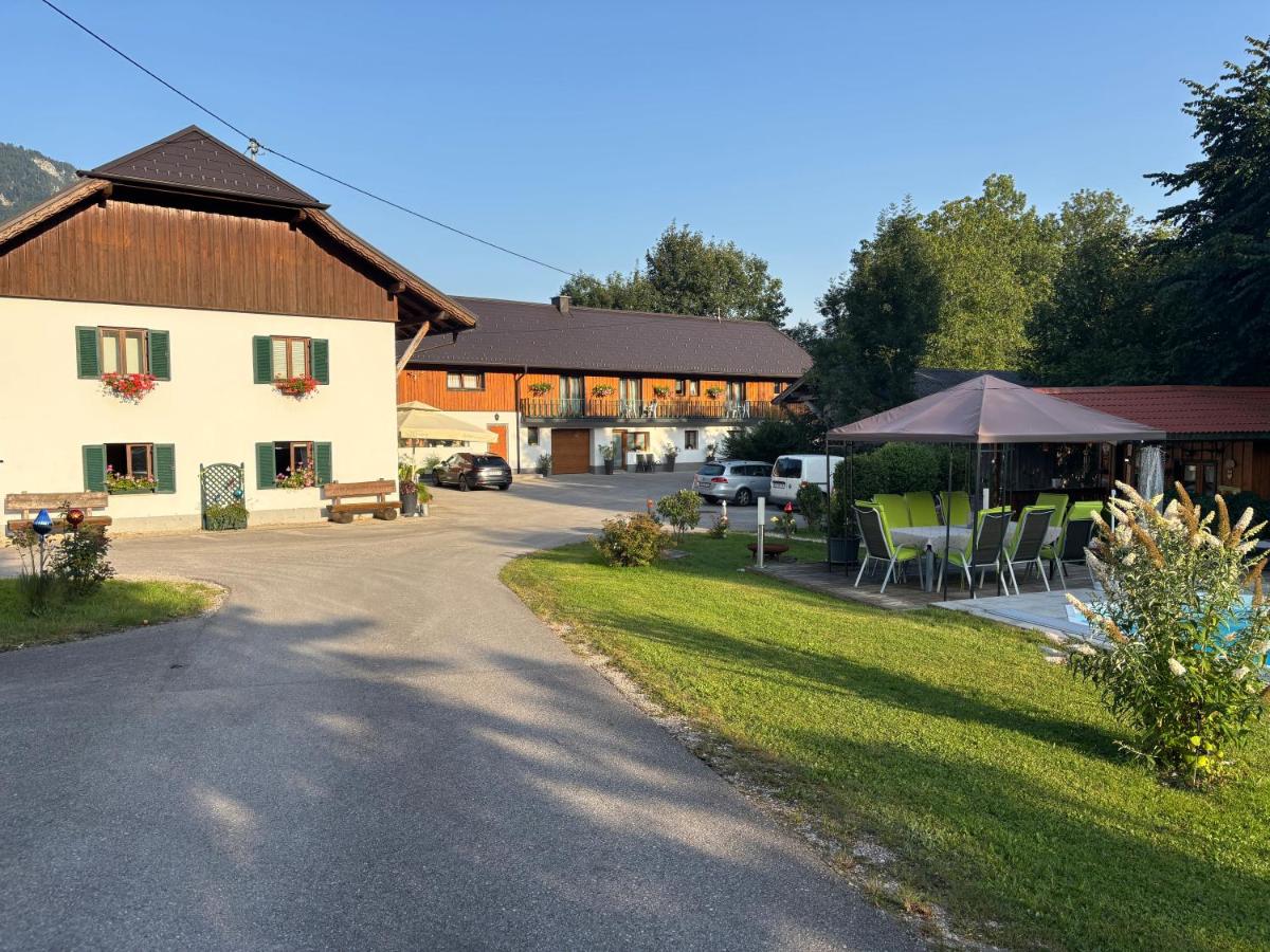 Pension Hutterer - Bed and Breakfast Scharnstein