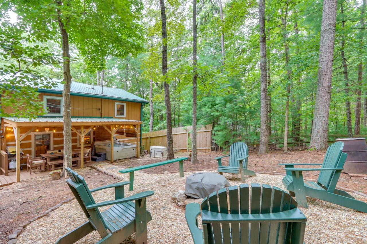 Near Hiking Trails Hot Tub Haven in Ellijay! - Ferienwohnung Ellijay