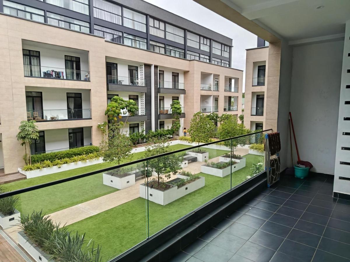 A1 Homes At The Embassy Gardens - B&B