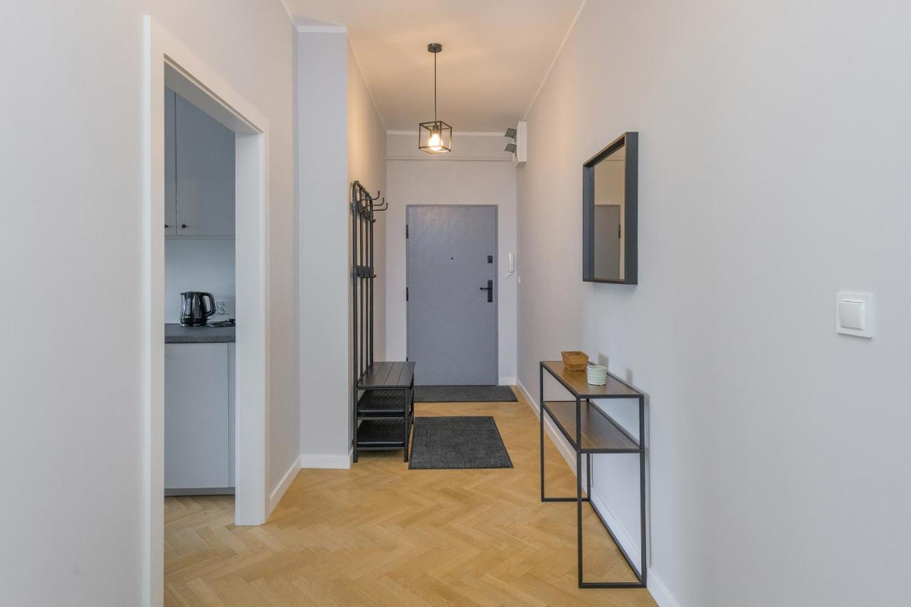One-Bedroom Deluxe Apartment