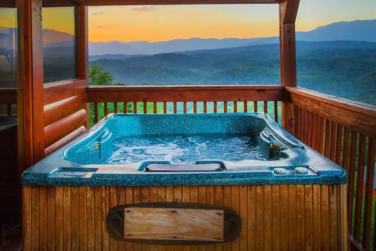 For Your Eyes Only - B&B Sevierville