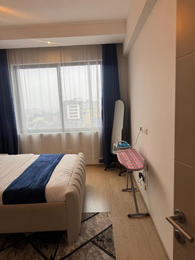 Elite 12E - B&B Nairobi