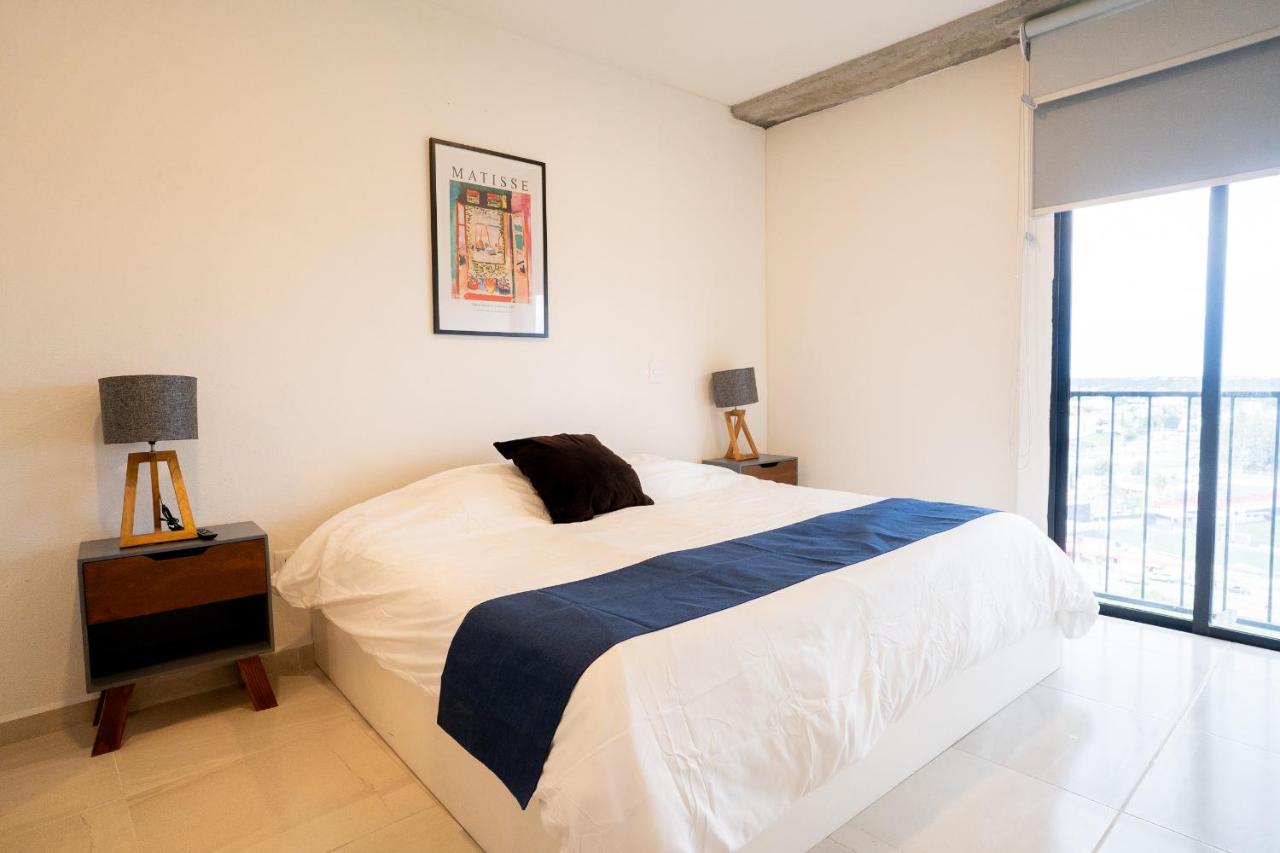 Apartamento Anuva con Parking, Alberca y SkyView - B&B Guadalajara