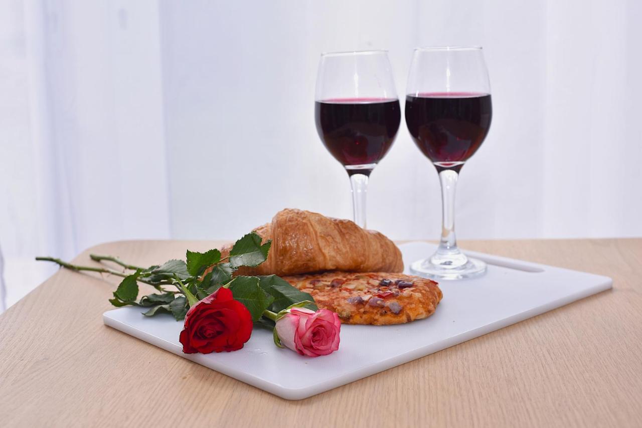 Highwoods Haven Luxury Stay with Garden and Parking - Ferienwohnung Mile End