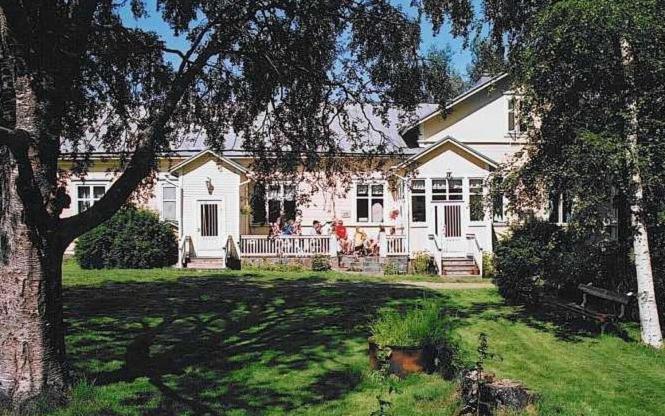 B&B Kokkola - Brinkin Wanha Pappila - Bed and Breakfast Kokkola