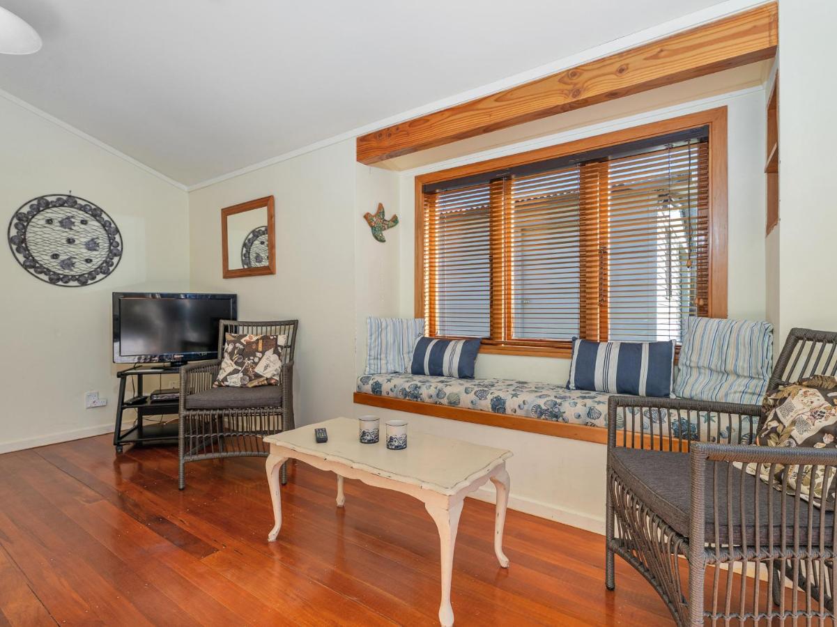 The Carolyn - Whangamata Holiday Home - Chambres d’hôtes Whangamata