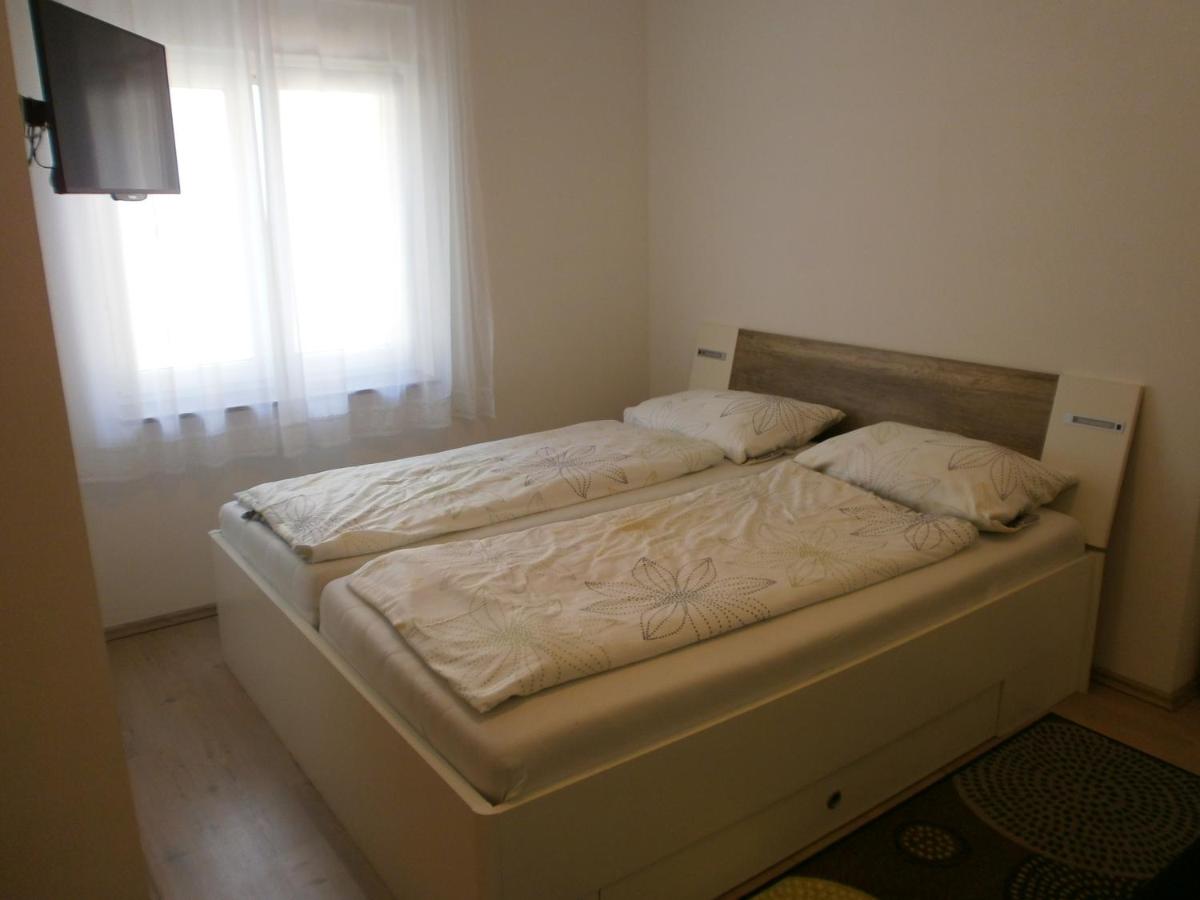 Apartments Bora - Ferienwohnung