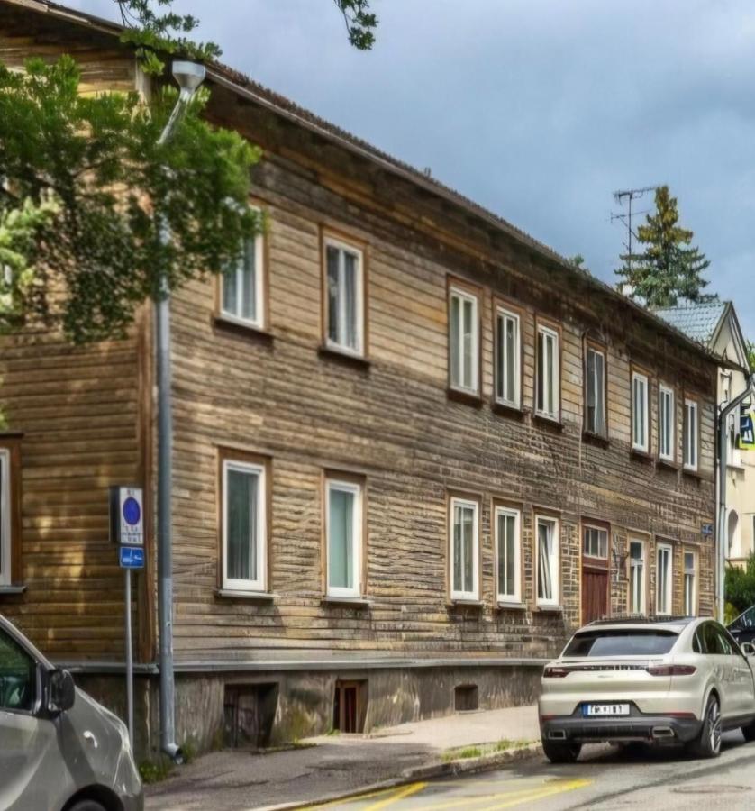 Suur-Ameerika apartment Check-in 24h - B&B Tallin