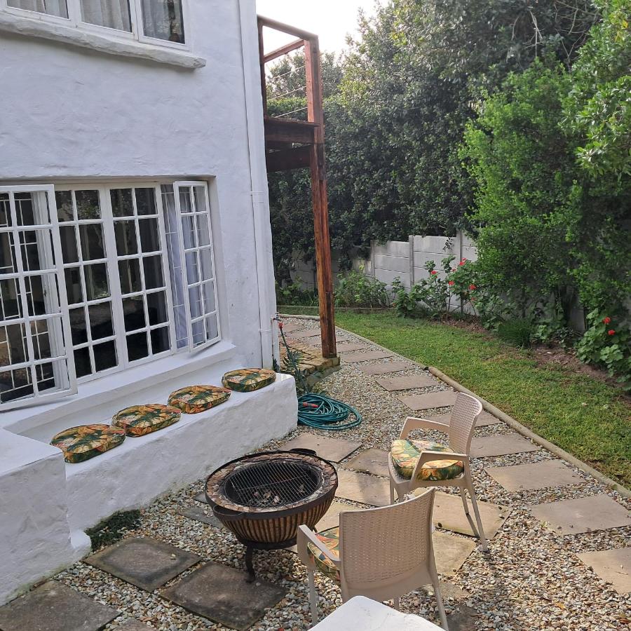 Vermont Garden Cottage - B&B Hermanus