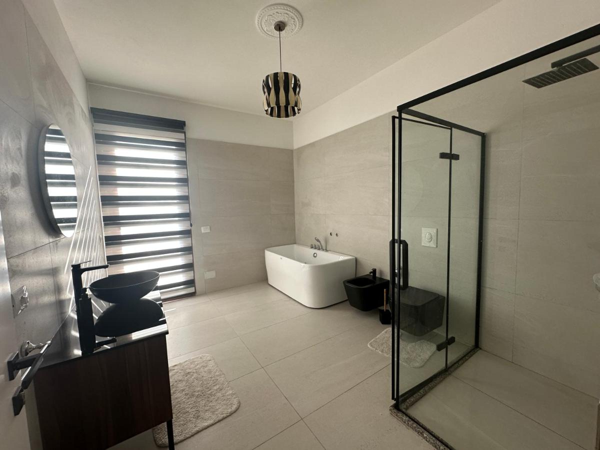 Le stanze della luna - B&B Kamëz