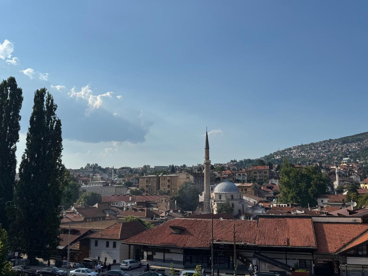 Bright modern apartment, 100m from Sarajevo City Hall & Old Town - B&B Sarajevo